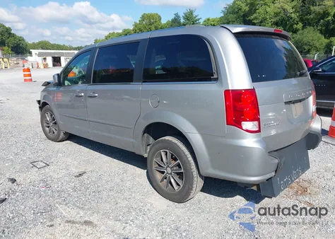 2017 Dodge Grand Caravan Sxt z USA, uszkodzony, nr VIN 2C4RDGCG4HR731125
